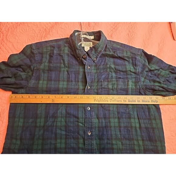 LL BEAN Men’s Large Plaid Long-sleeve Button Flannel Slightly Fitted - Picture 3 of 6